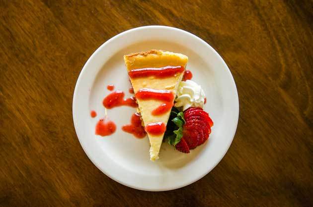 New-Your-Style-Cheesecake-with-Strawberry